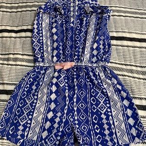 Japna girl romper 5/$25 💚 💜